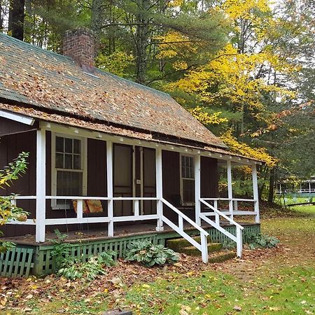 The Cabins At Healing Springs Crumpler Exterior photo