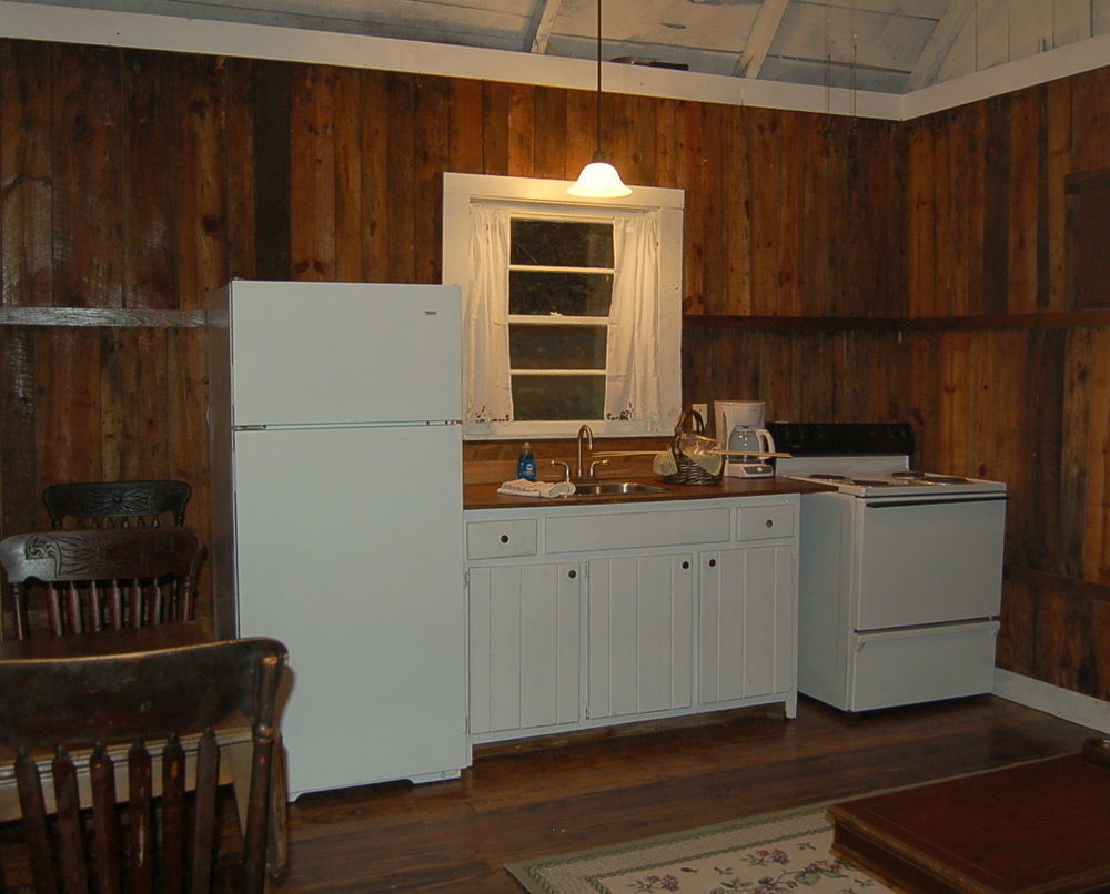 The Cabins At Healing Springs Crumpler Exterior photo