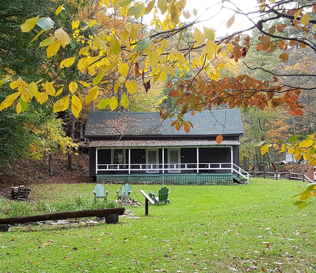 The Cabins At Healing Springs Crumpler Exterior photo