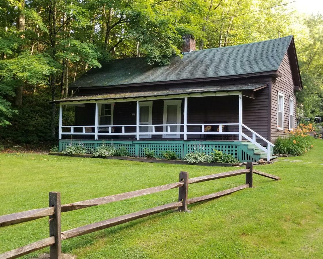 The Cabins At Healing Springs Crumpler Exterior photo